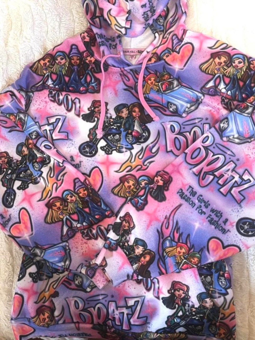 NWOT Dolls Kill x Bratz I’M HOT N’ UNBOTHERED OVERSIZED HOODIE Y2K